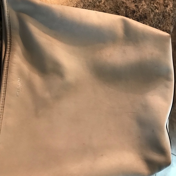 Authentic coach - Picture 4 of 7